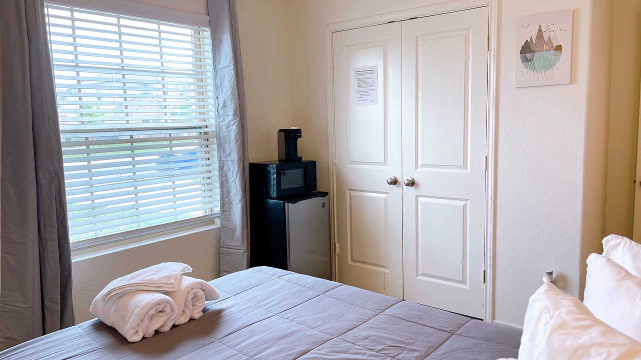 Photo of Bedroom in Kyle