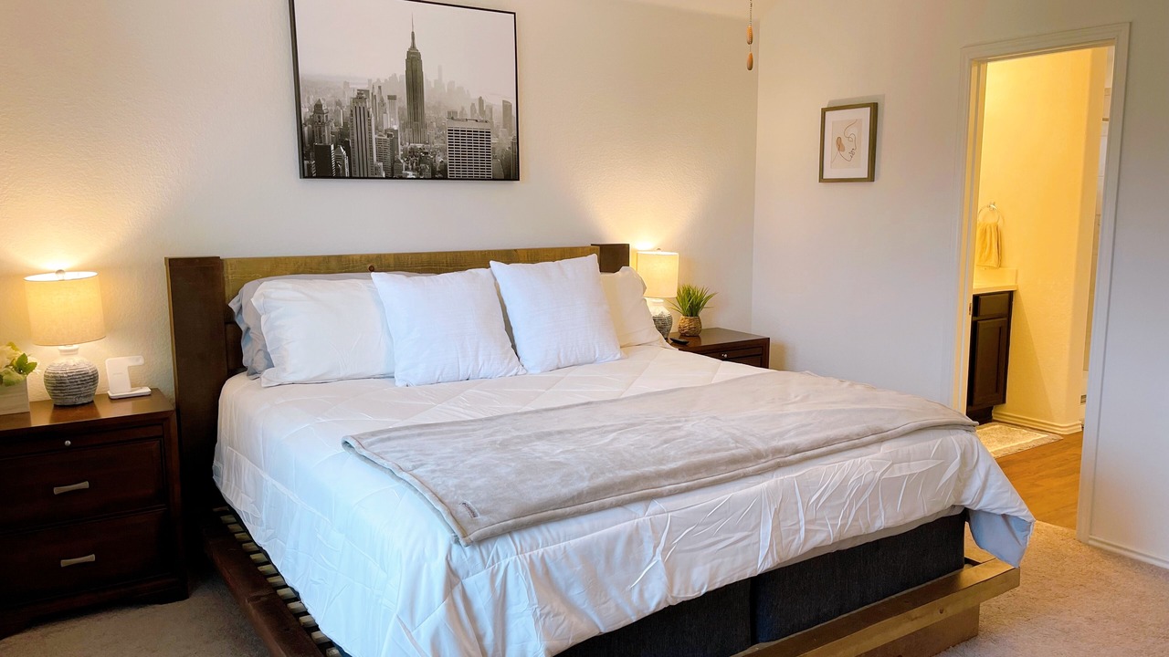 Photo of Bedroom in Kyle