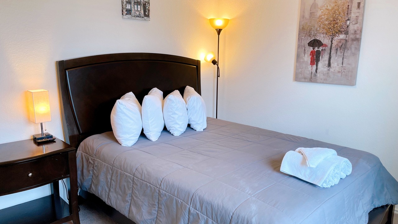 Photo of Bedroom in Kyle