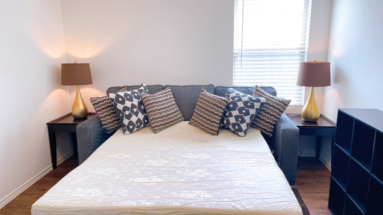 Photo of Bedroom in Kyle