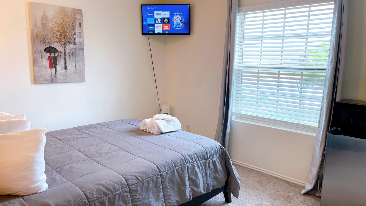 Photo of Bedroom in Kyle