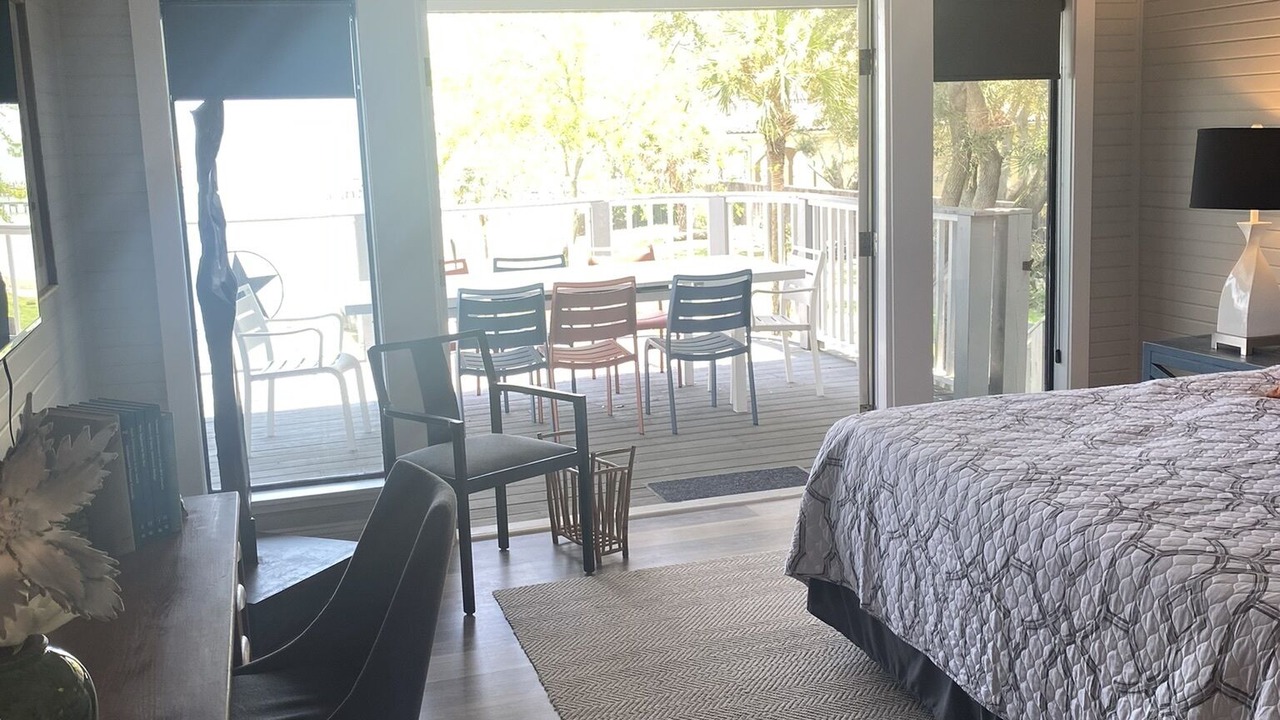 Photo of Bedroom in Bacliff
