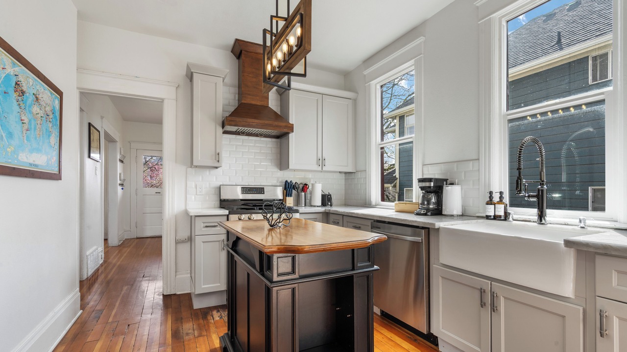 Photo of Kitchen in Minor