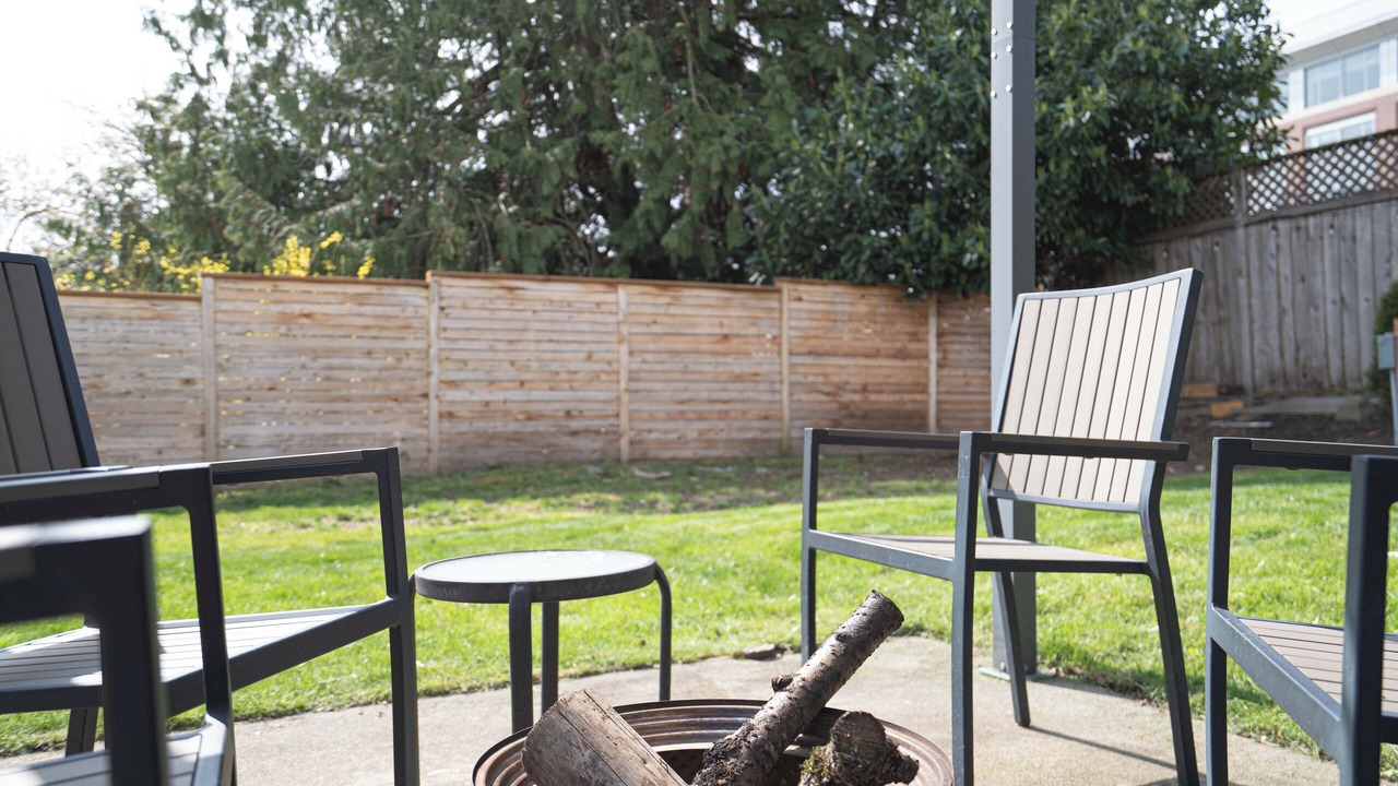 Photo of Outdoor in Minor