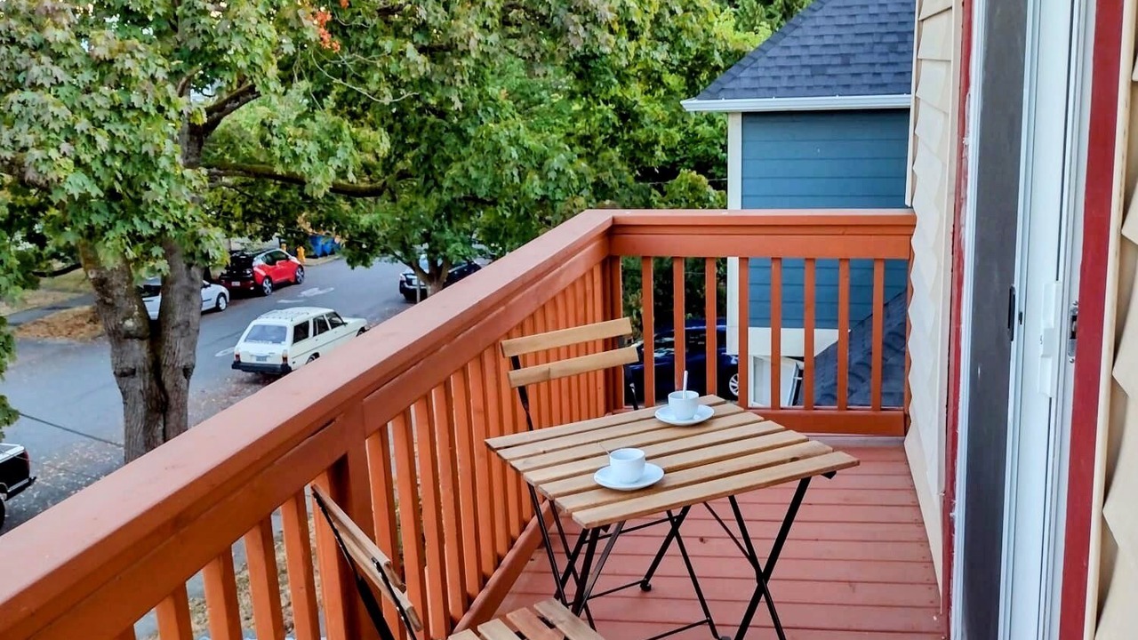 Photo of Outdoor in Minor