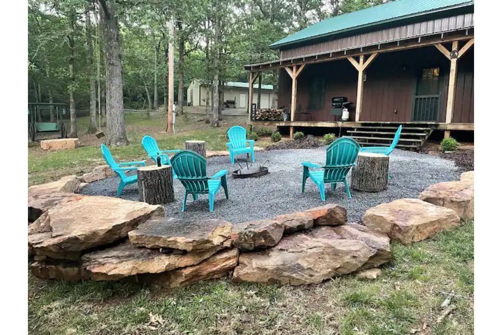 Photo of Outdoor in Pettit