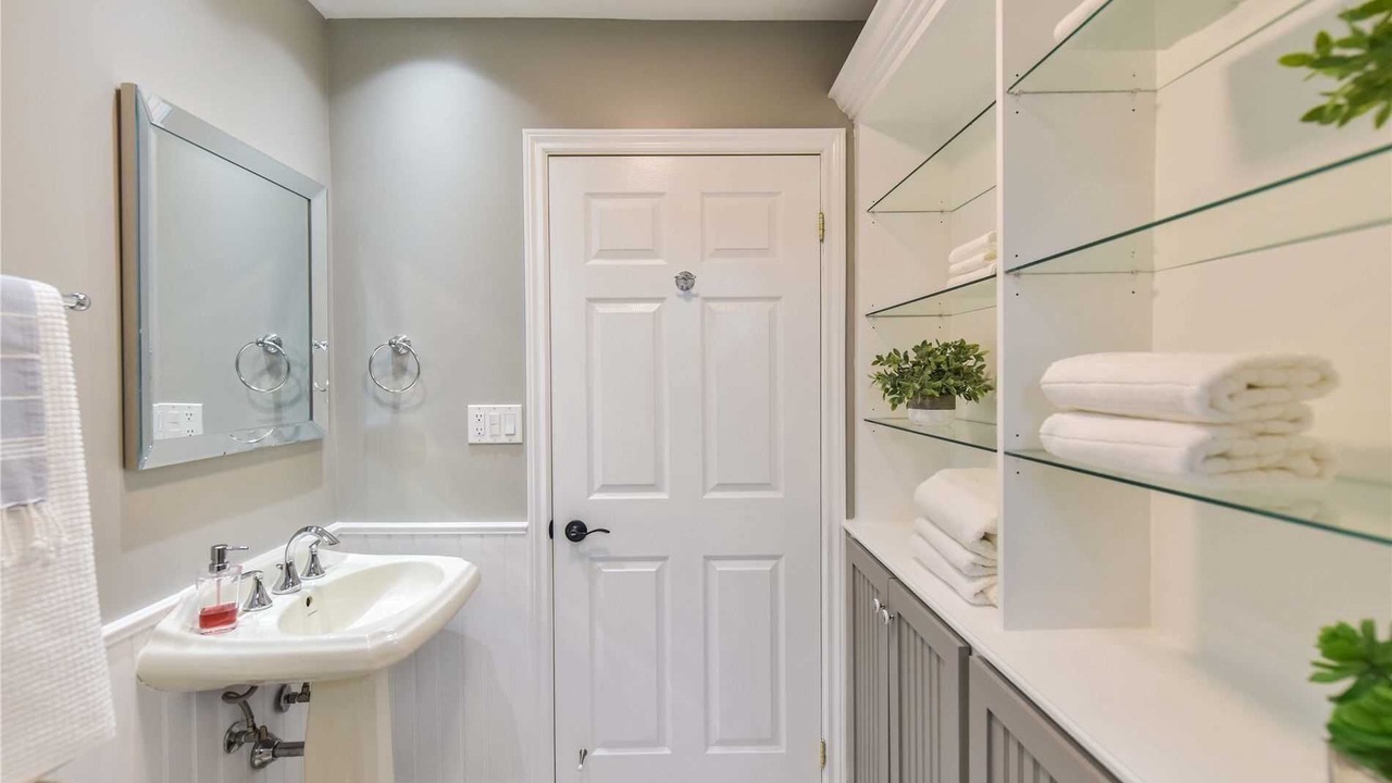 Photo of Bathroom in Rama