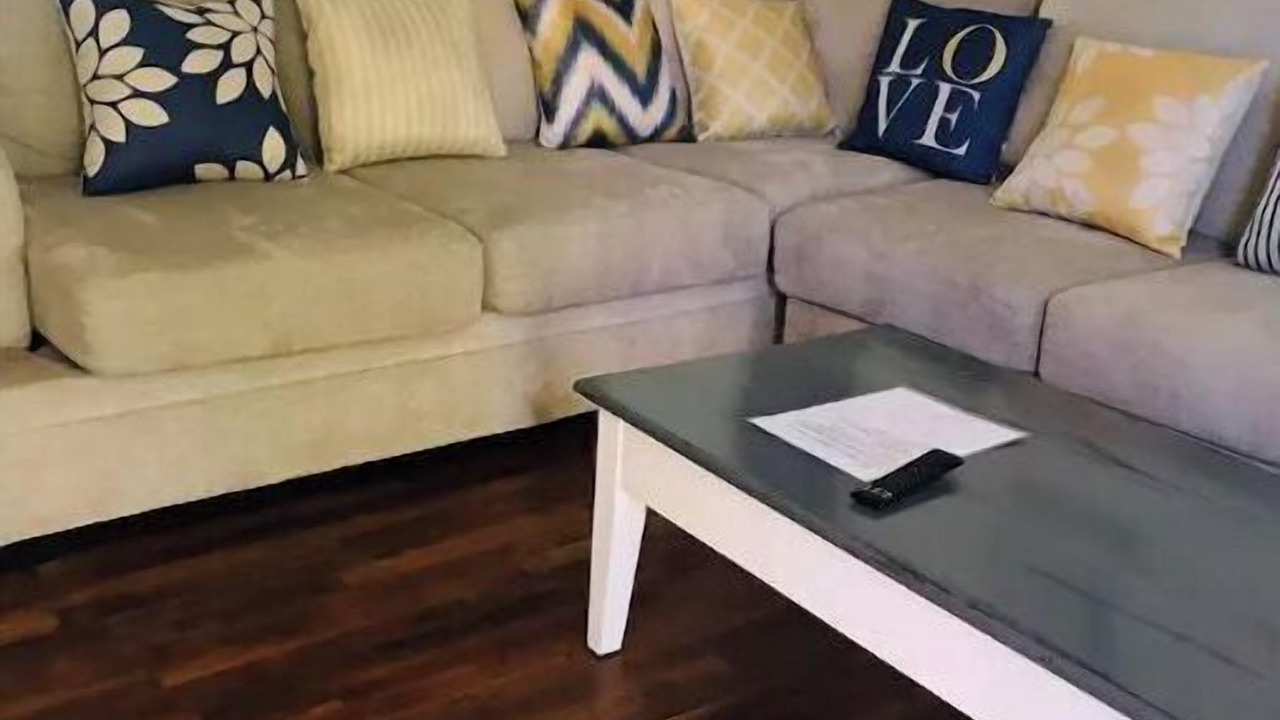 Photo of Livingroom in Sylvan Hills