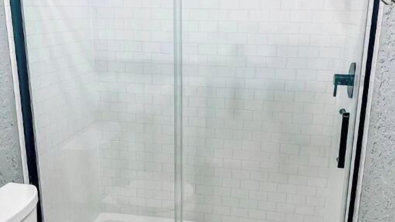 Photo of Bathroom in Hoyt