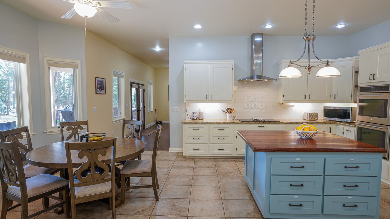 Photo of Kitchen in Lakeside