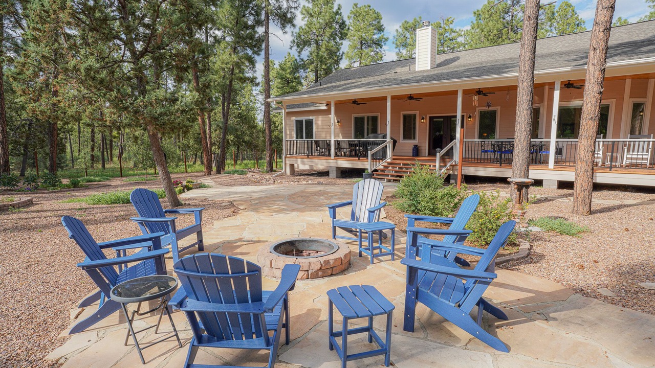 Photo of Patio Balcony in Lakeside
