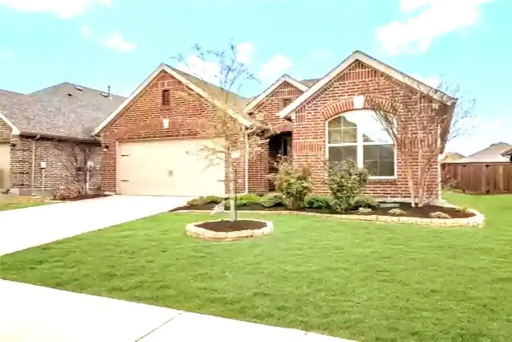 Photo of Outdoor in Forney