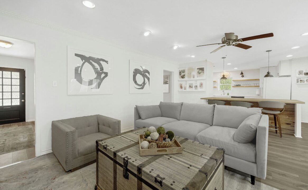 Photo of Livingroom in Houston