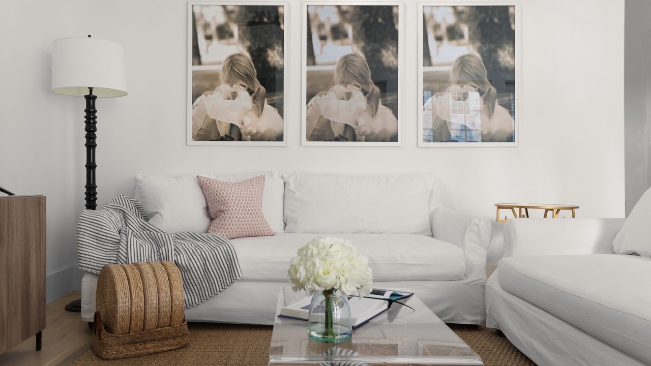 Photo of Livingroom in East Cesar Chavez