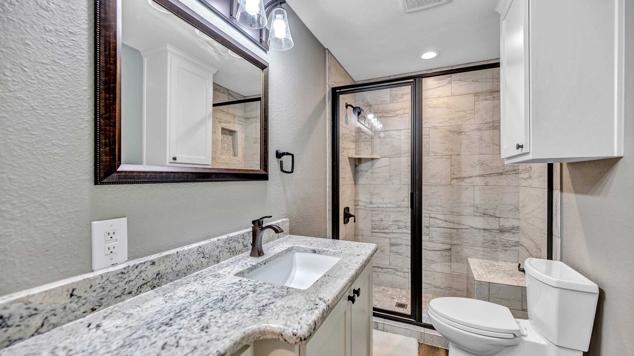 Photo of Bathroom in Granite Shoals