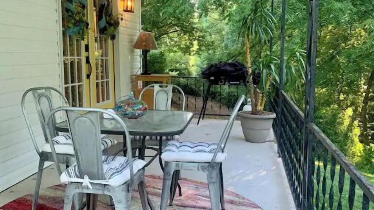 Photo of Outdoor in Revelo