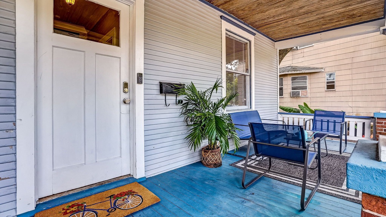 Photo of Patio Balcony in Riverside