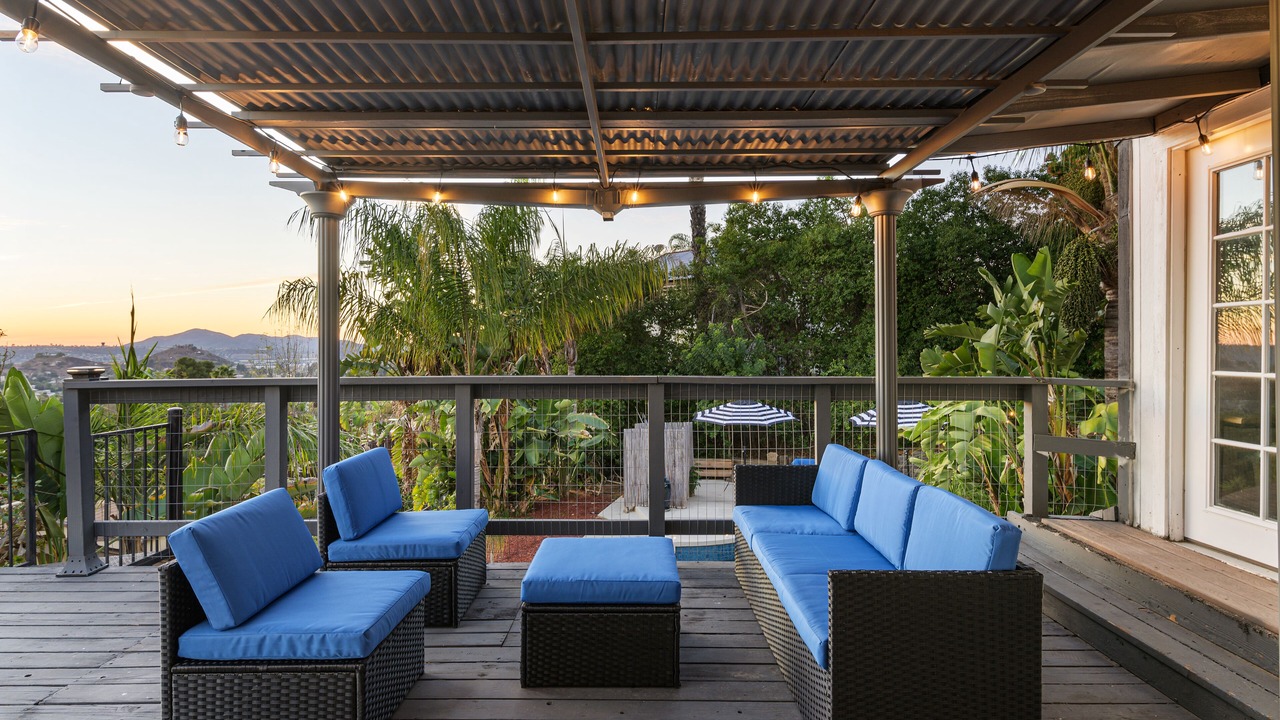 Photo of Patio Balcony in Winter Gardens