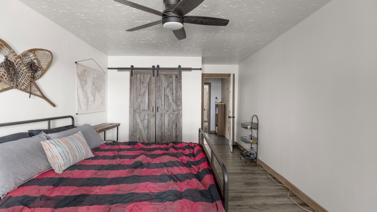 Photo of Bedroom in Echo Bay