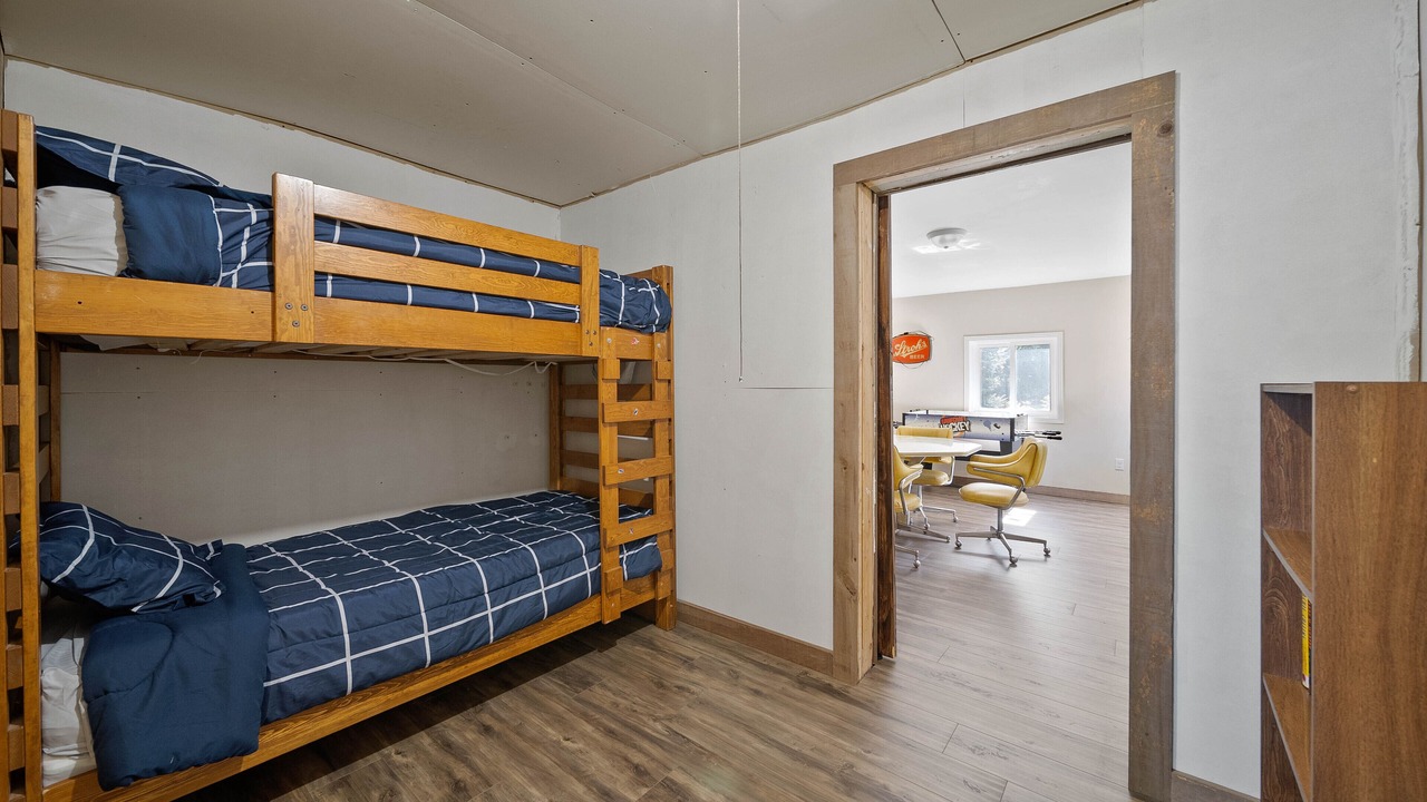 Photo of Bedroom in Echo Bay