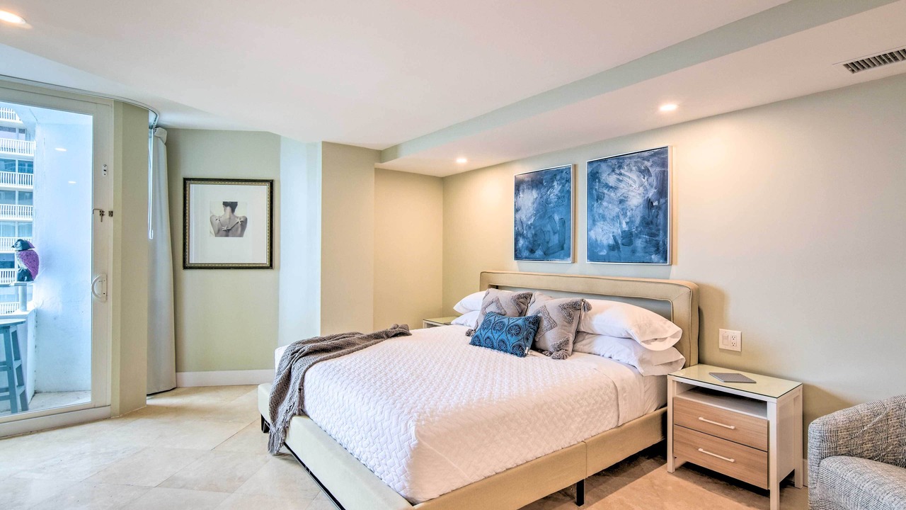 Photo of Bedroom in Galt Mile