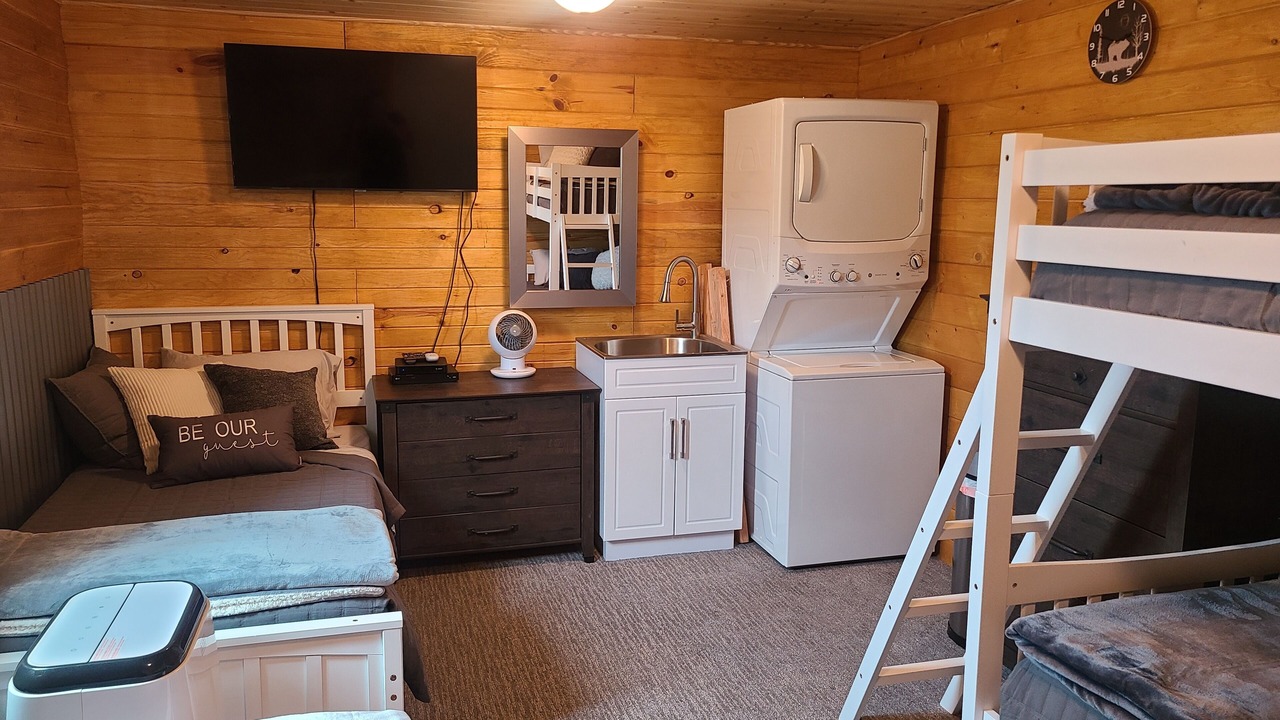 Photo of Bedroom in Palisades