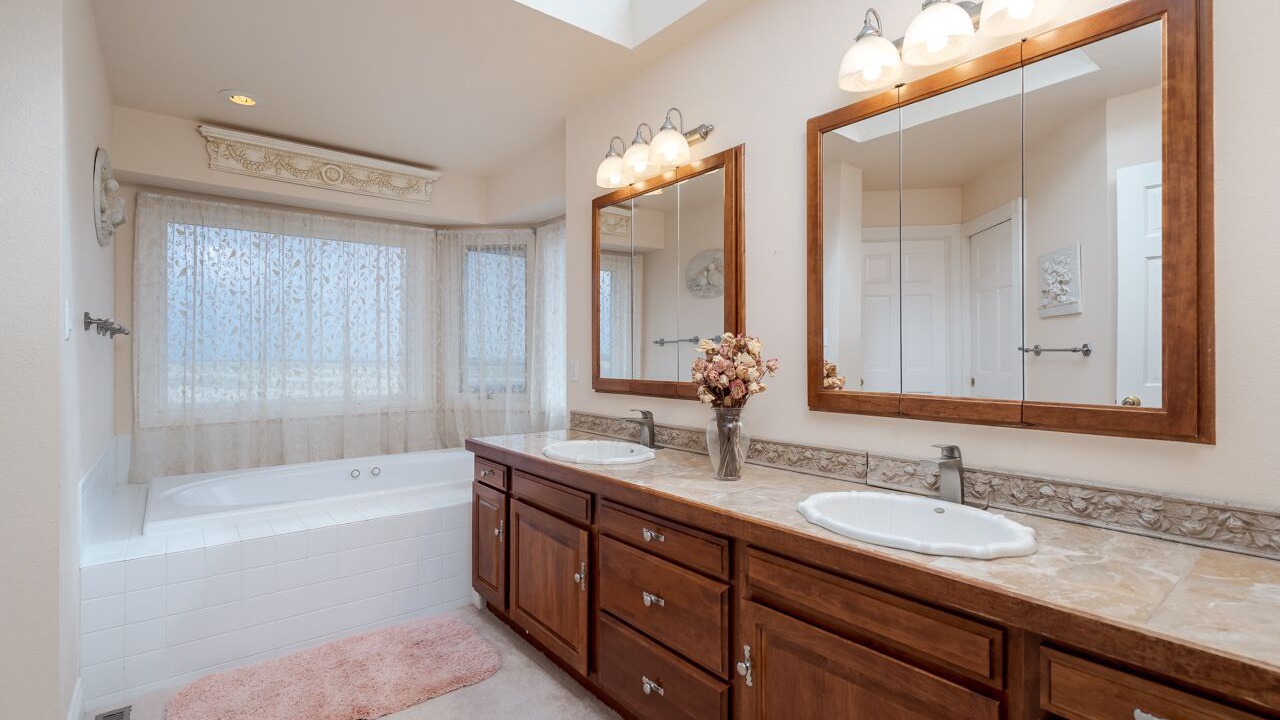 Photo of Bathroom in Cheyenne