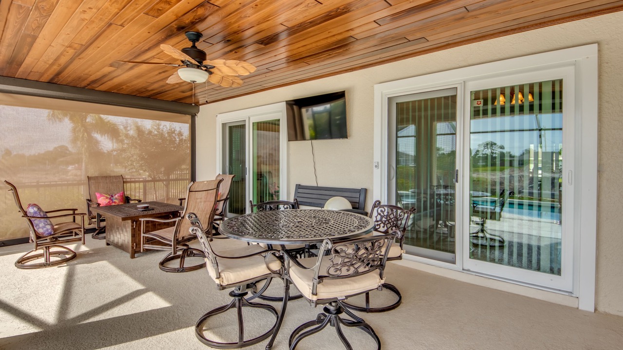Photo of Outdoor in Jacarandas