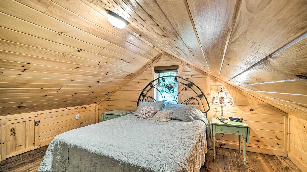 Photo of Bedroom in Chickamauga Lake