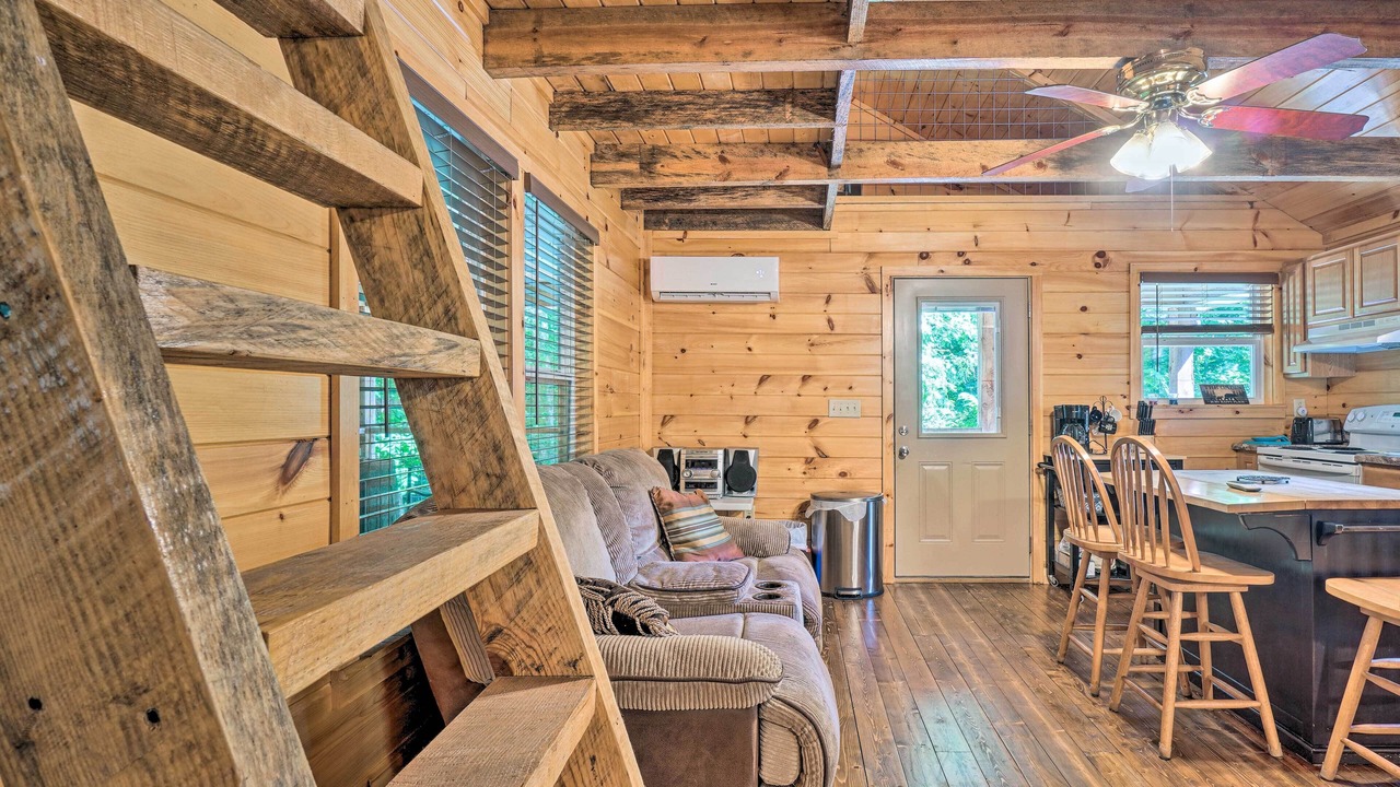 Photo of Livingroom in Chickamauga Lake