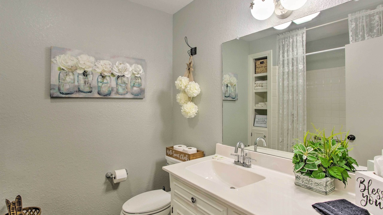 Photo of Bathroom in Sulphur Bluff