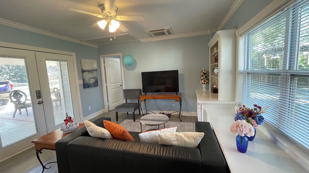 Photo of Livingroom in Katy