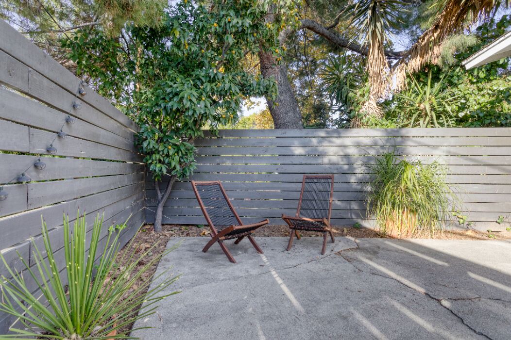 Photo of Patio Balcony in Verdugo Woodlands