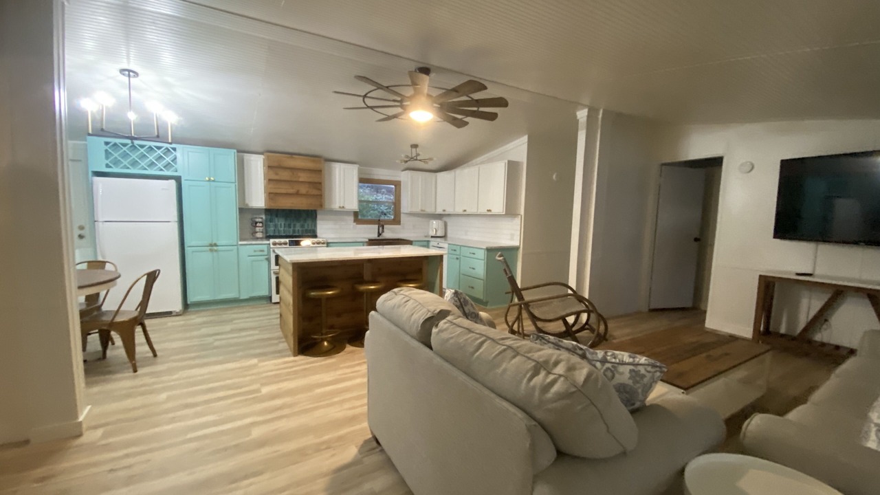 Photo of Livingroom in Lakeland