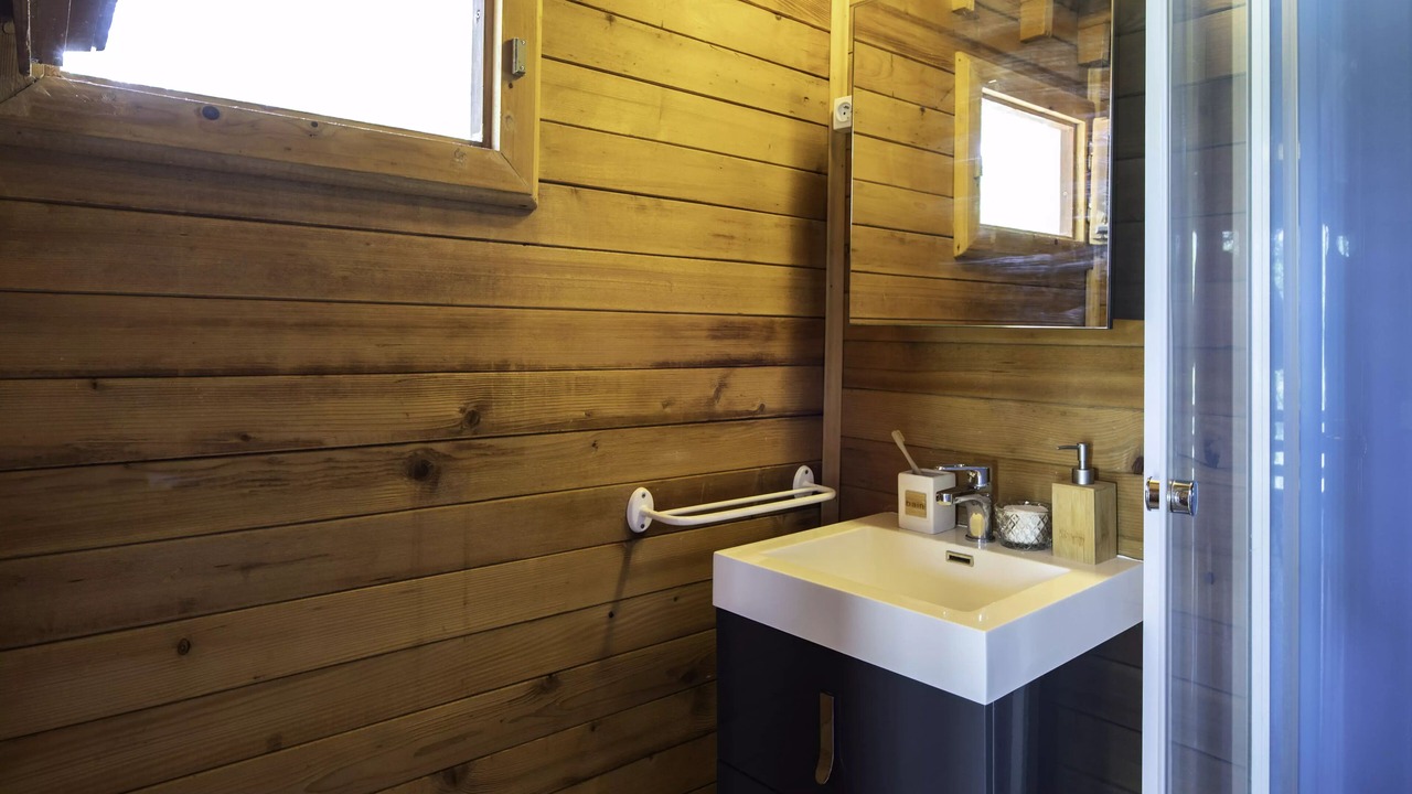 Photo of Bathroom in Bretagne-d'Armagnac