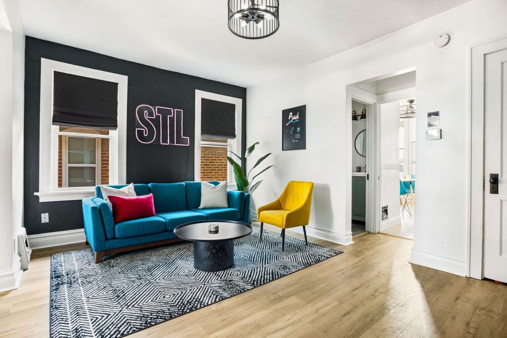 Photo of Livingroom in St. Louis