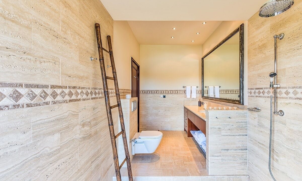 Photo of Bathroom in Plum Bay