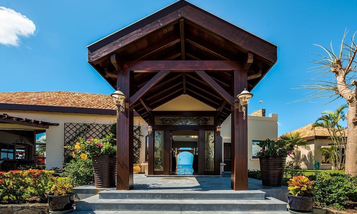 Photo of Patio Balcony in Plum Bay