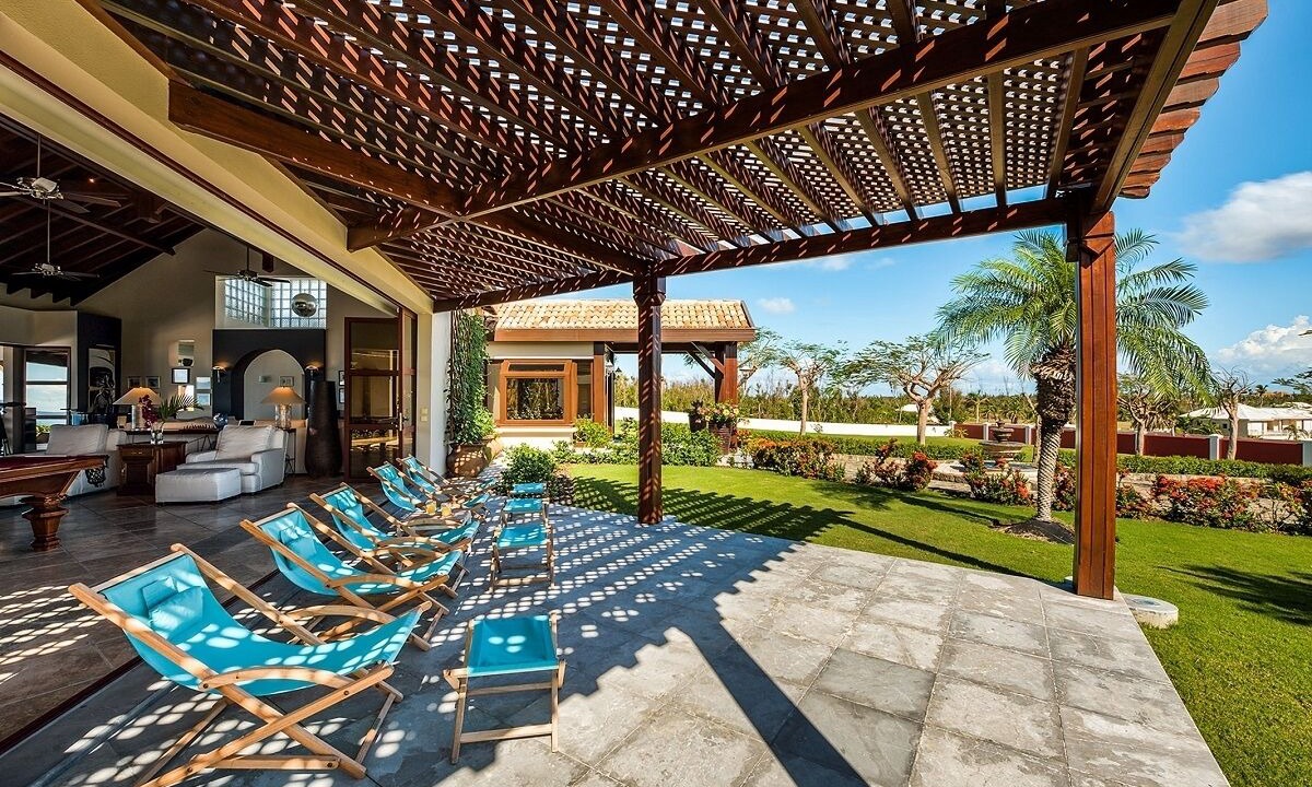 Photo of Outdoor in Plum Bay