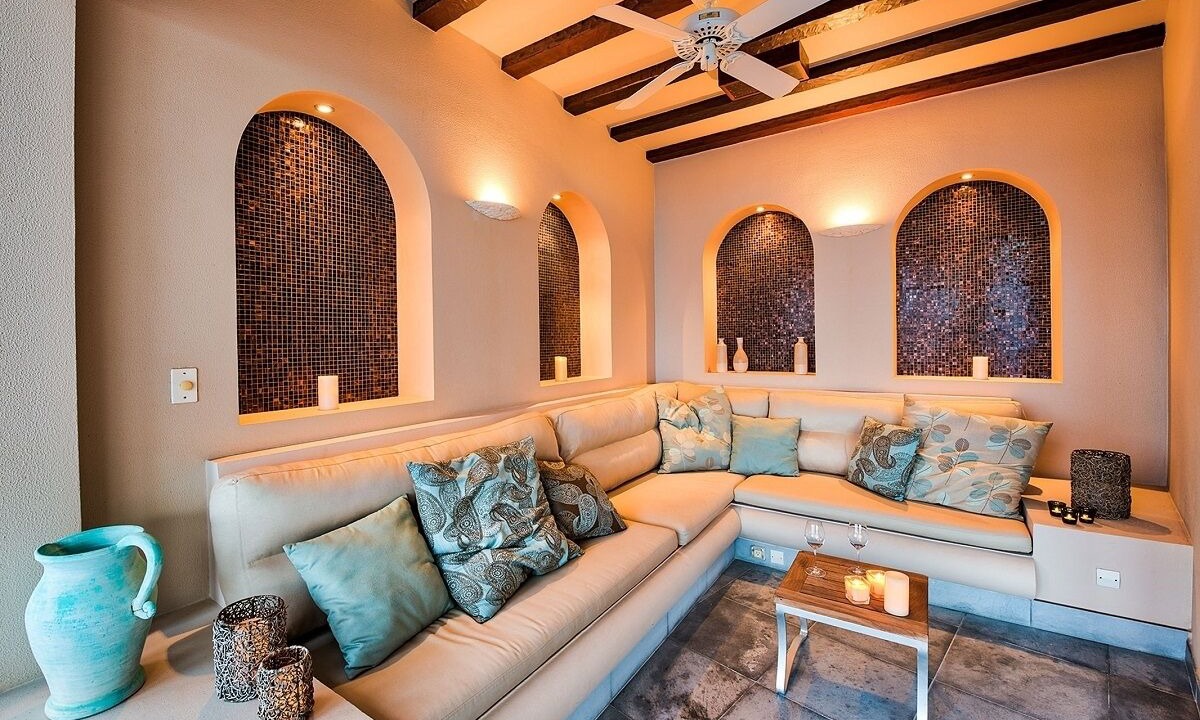 Photo of Livingroom in Plum Bay