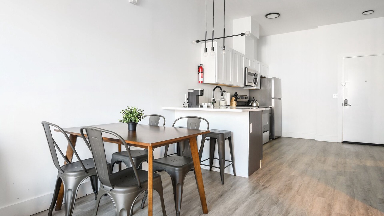 Photo of Others in Elizabeth