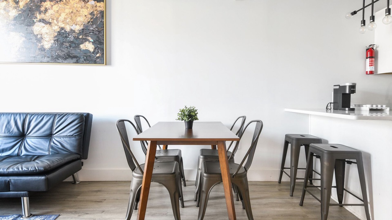 Photo of Others in Elizabeth