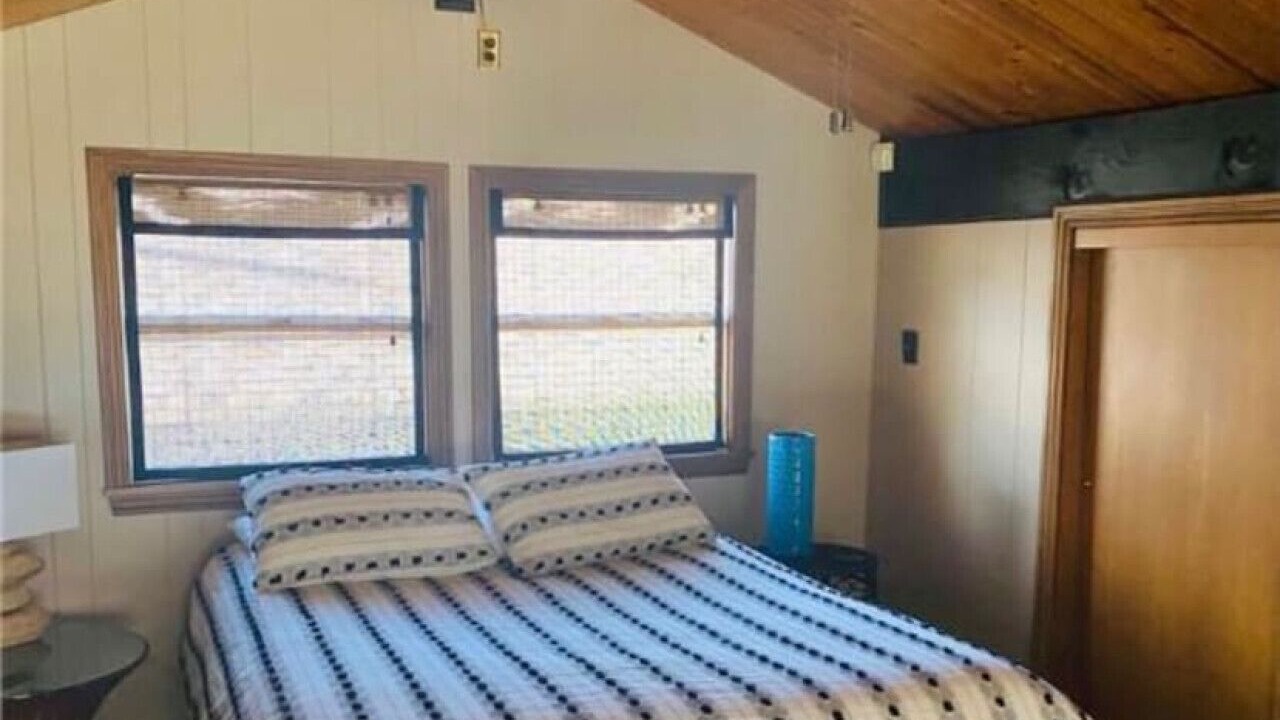 Photo of Bedroom in Beaver Shores