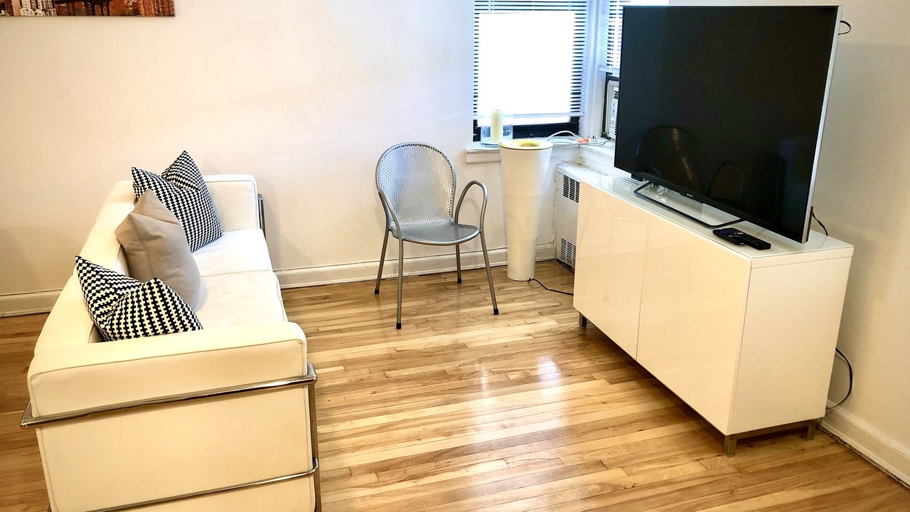 Photo of Livingroom in Queens