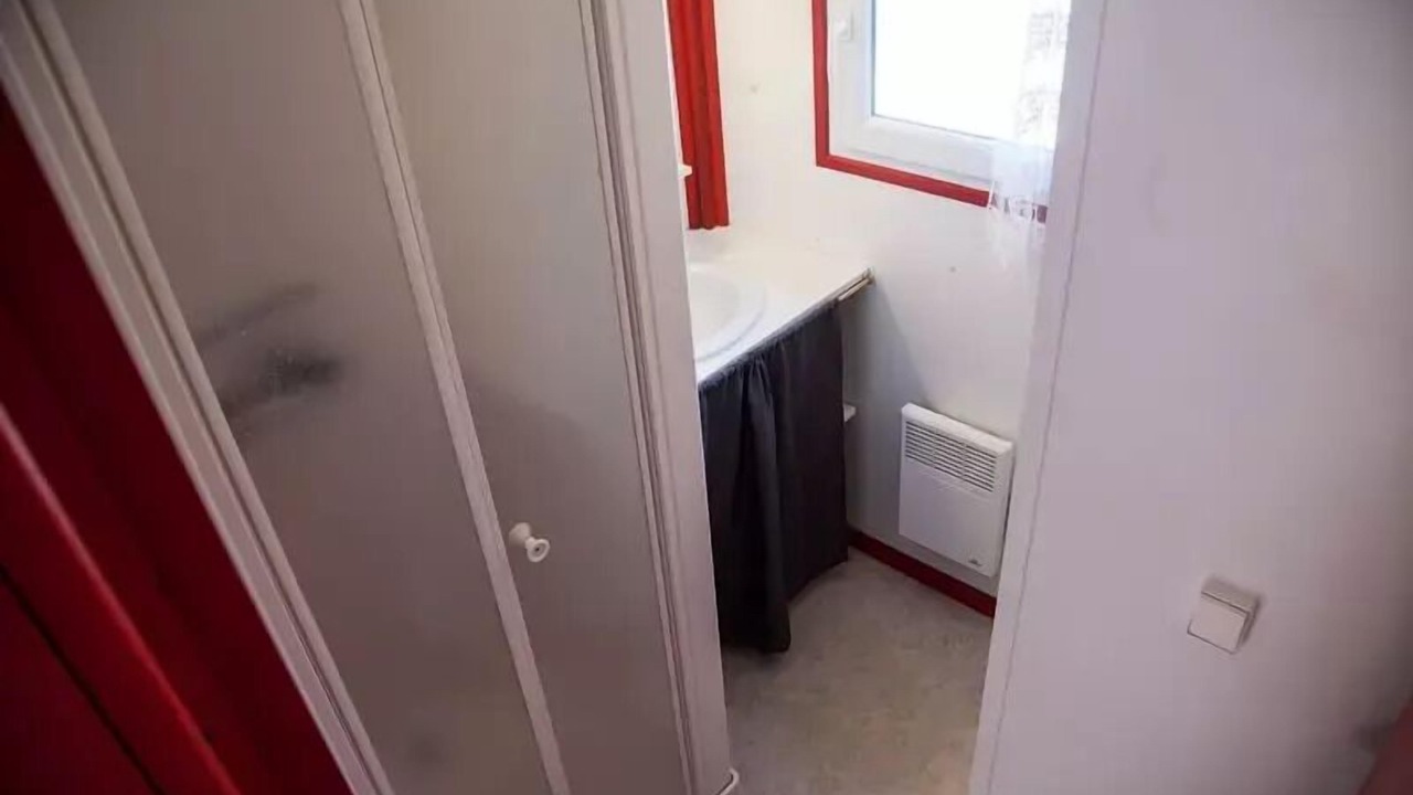 Photo of Bathroom in Naucelle