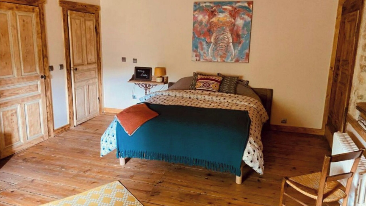 Photo of Bedroom in Echallon