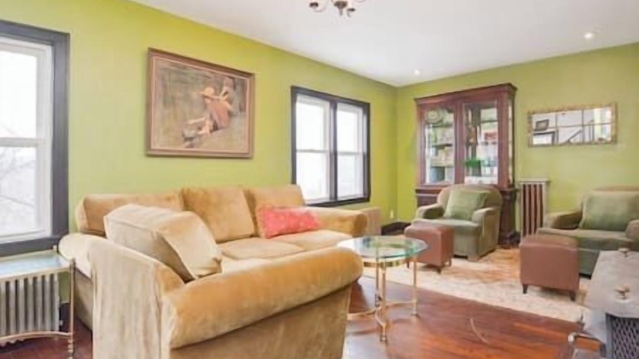 Photo of Livingroom in North Adams