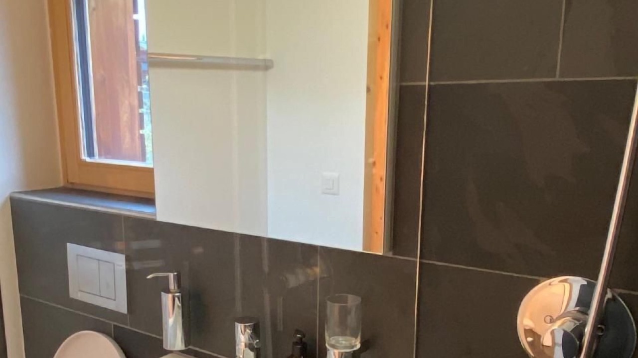 Photo of Bathroom in Cumbel