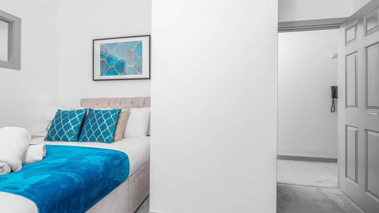 Photo of Bedroom in Brierley Hill