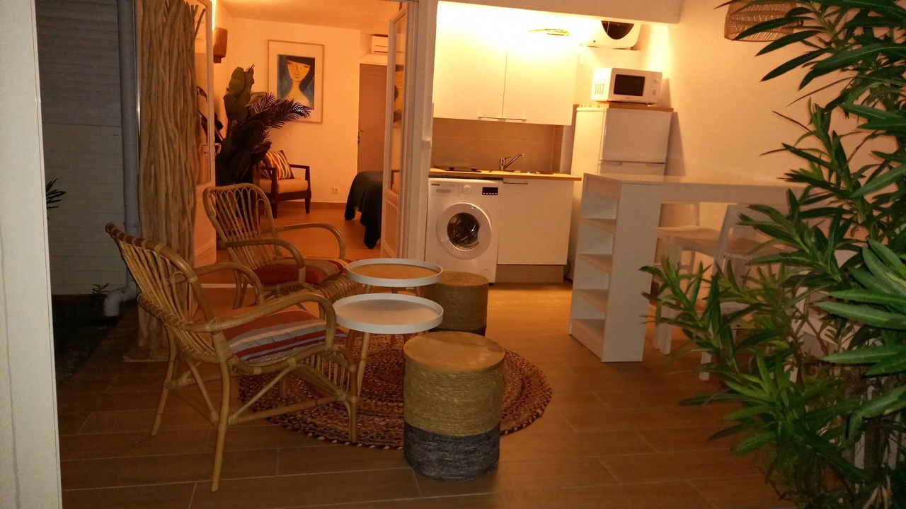 Photo of Others in Nettle Bay